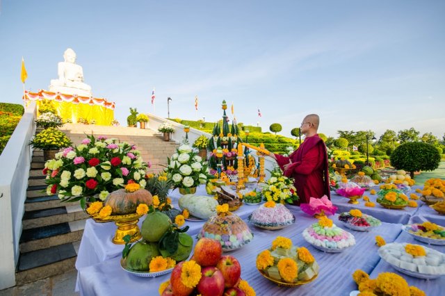 \"บวงสรวงพระโลกธาตุหยกขาว\"  9 ก.ย. 57